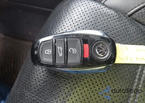 2017 Volkswagen Touareg V6 Wolfsburg Edition from USA, damaged, VIN WVGRF7BP6HD006412